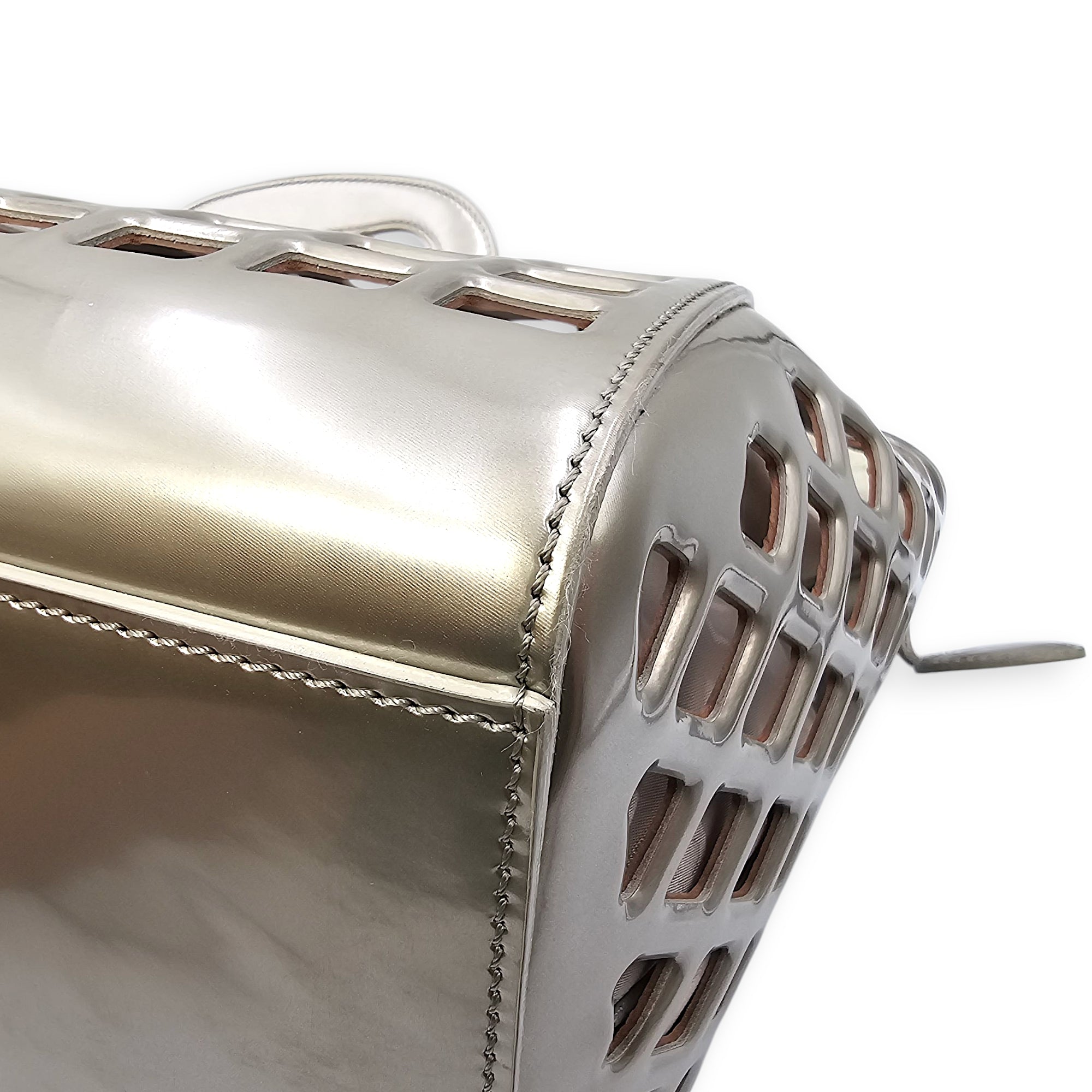 Jelly Shopping Bag MM Grey Top Handle Bag in Metallic Calf - Image 8