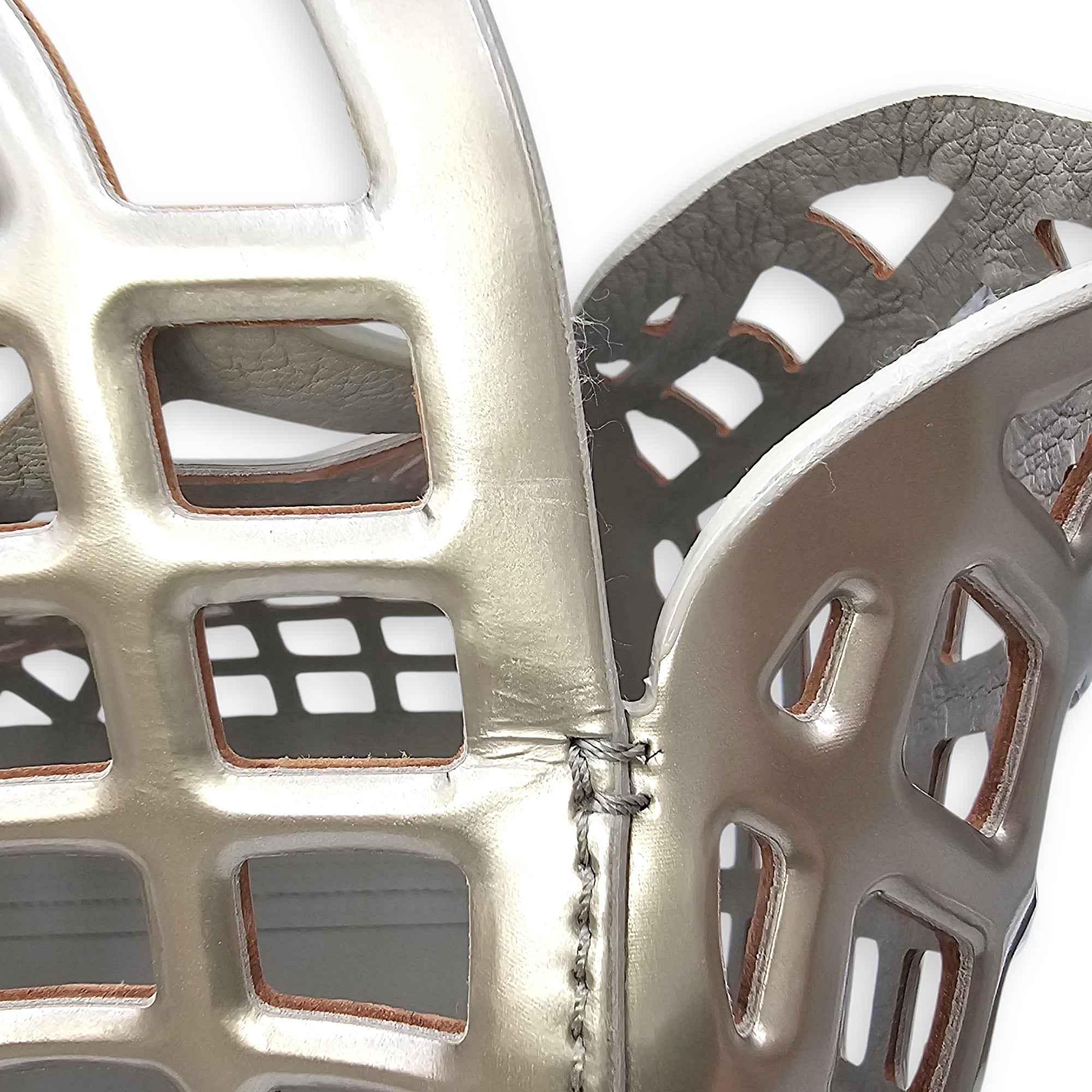 Jelly Shopping Bag MM Grey Top Handle Bag in Metallic Calf - Image 15