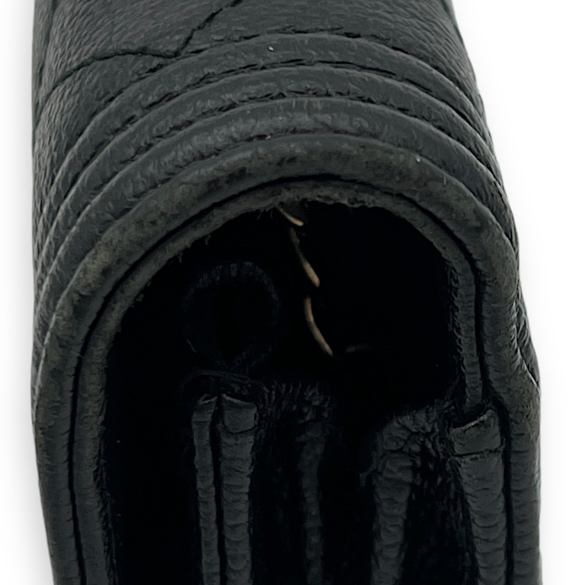 Boy Wallet On Chain Black in Caviar Leather, Gold hardware - Image 12