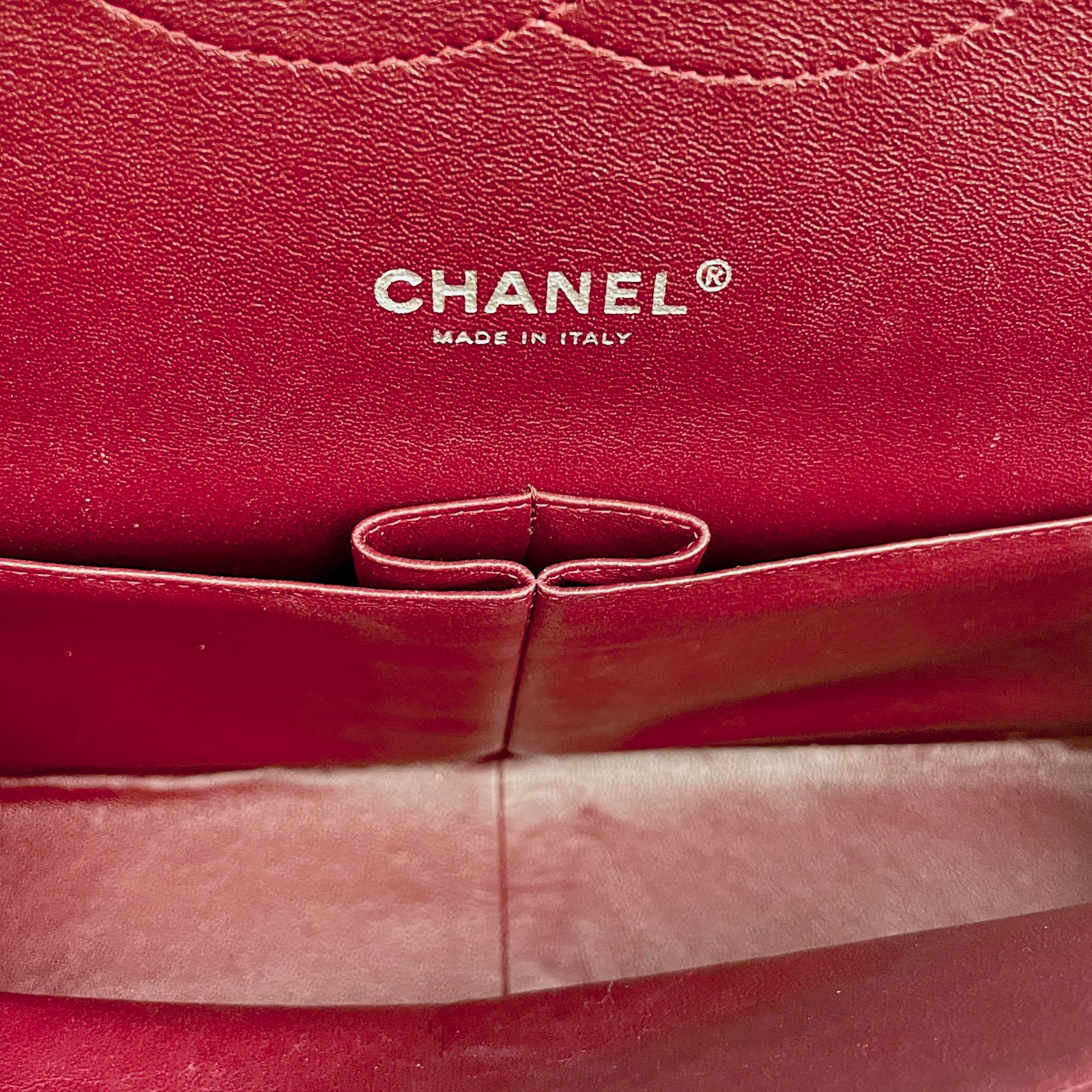 Classic Double Flap Maxi Black Shoulder Bag in Caviar Leather, Silver hardware - Image 7