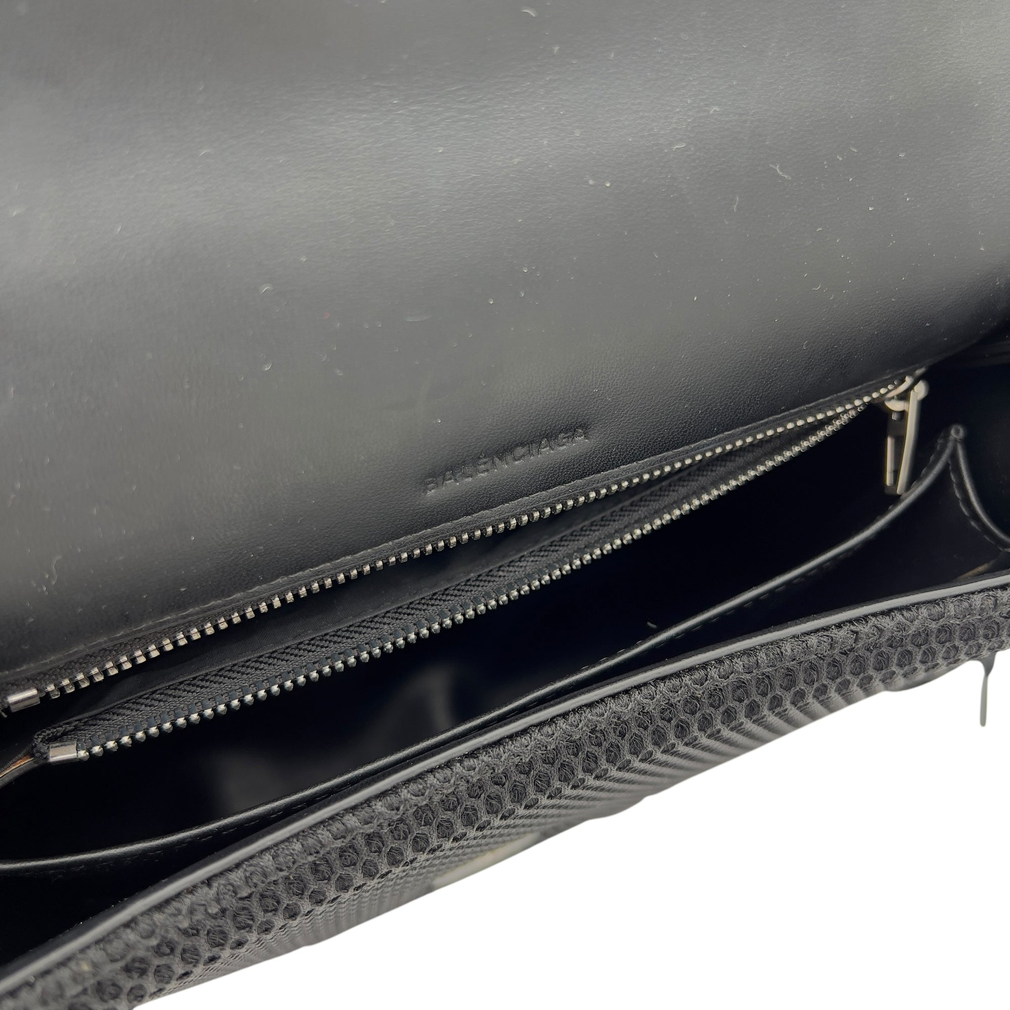 Hourglass Top Handle Bag Black in Fabric - Image 7