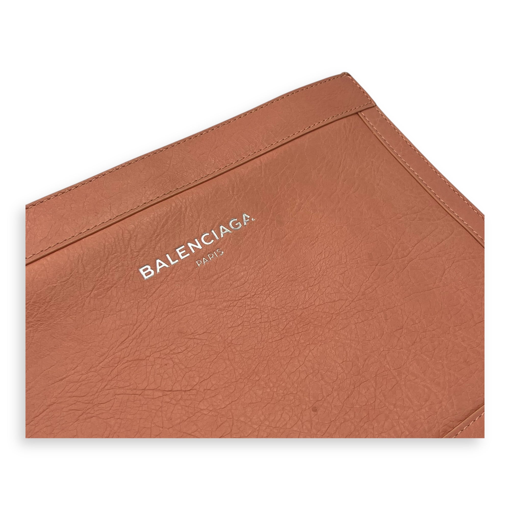 Pochette Peach Crossbody Bag in Distressed Leather, Silver hardware - Image 7