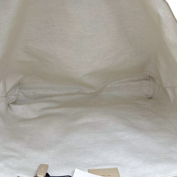 ICare Tote Bag Beige in Nubuck suede, Gold hardware - Image 7