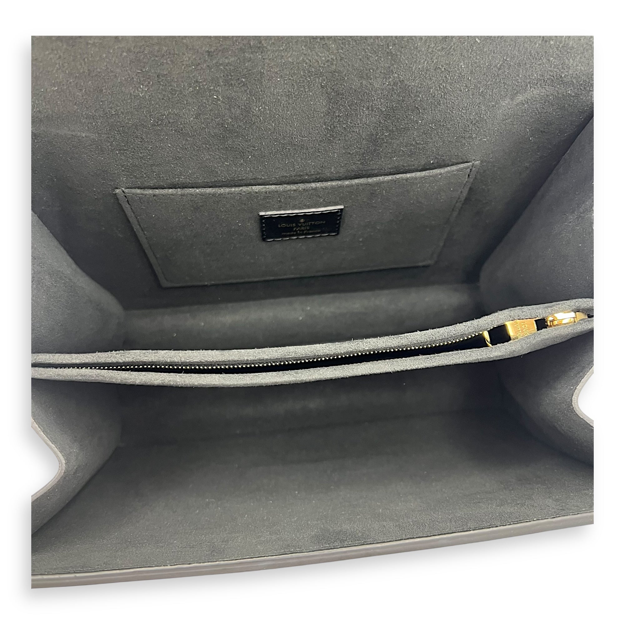 Dauphine MM Shoulder bag in Calfskin, Gold Hardware - Image 7