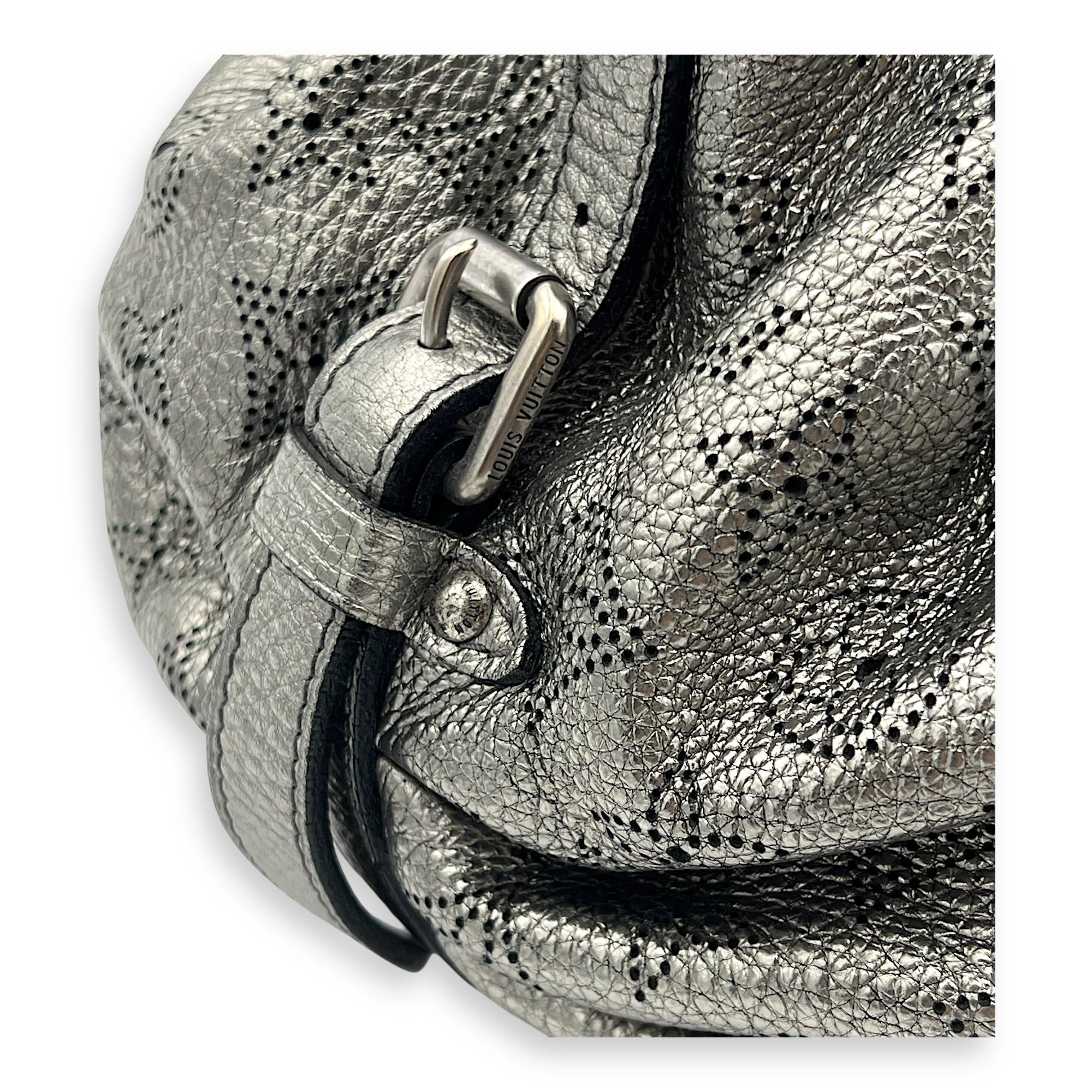 Mahina Shoulder Bag Silver in Calfskin, Silver hardware - Image 10