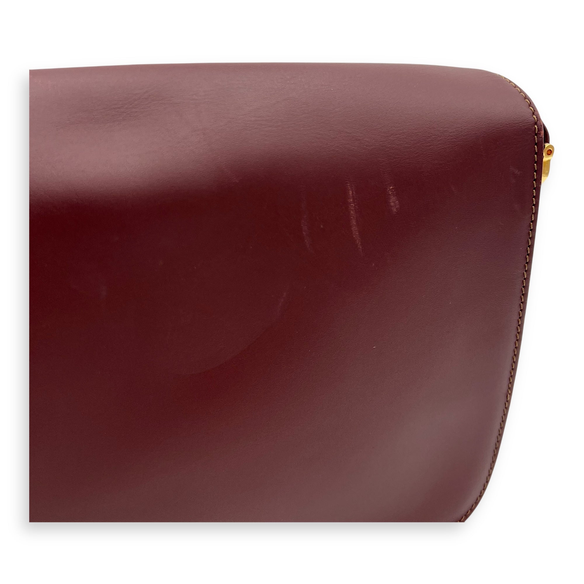 Vintage Red Shoulder Bag in Calfskin, Gold hardware - Image 14