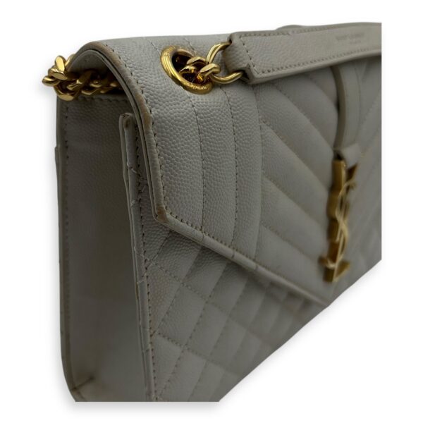Envelope Shoulder Bag White in Caviar Leather, Gold hardware - Image 16