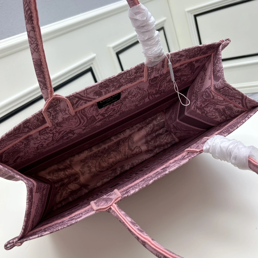 Resilient 794 Christian Dior AAA Quality Tote-Handbags For Women - Image 6